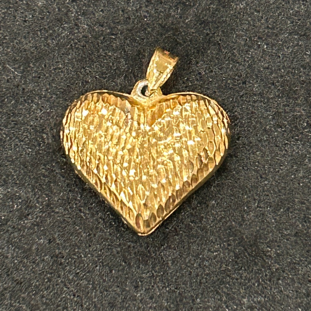 925 Textured Puffy Heart Pendant